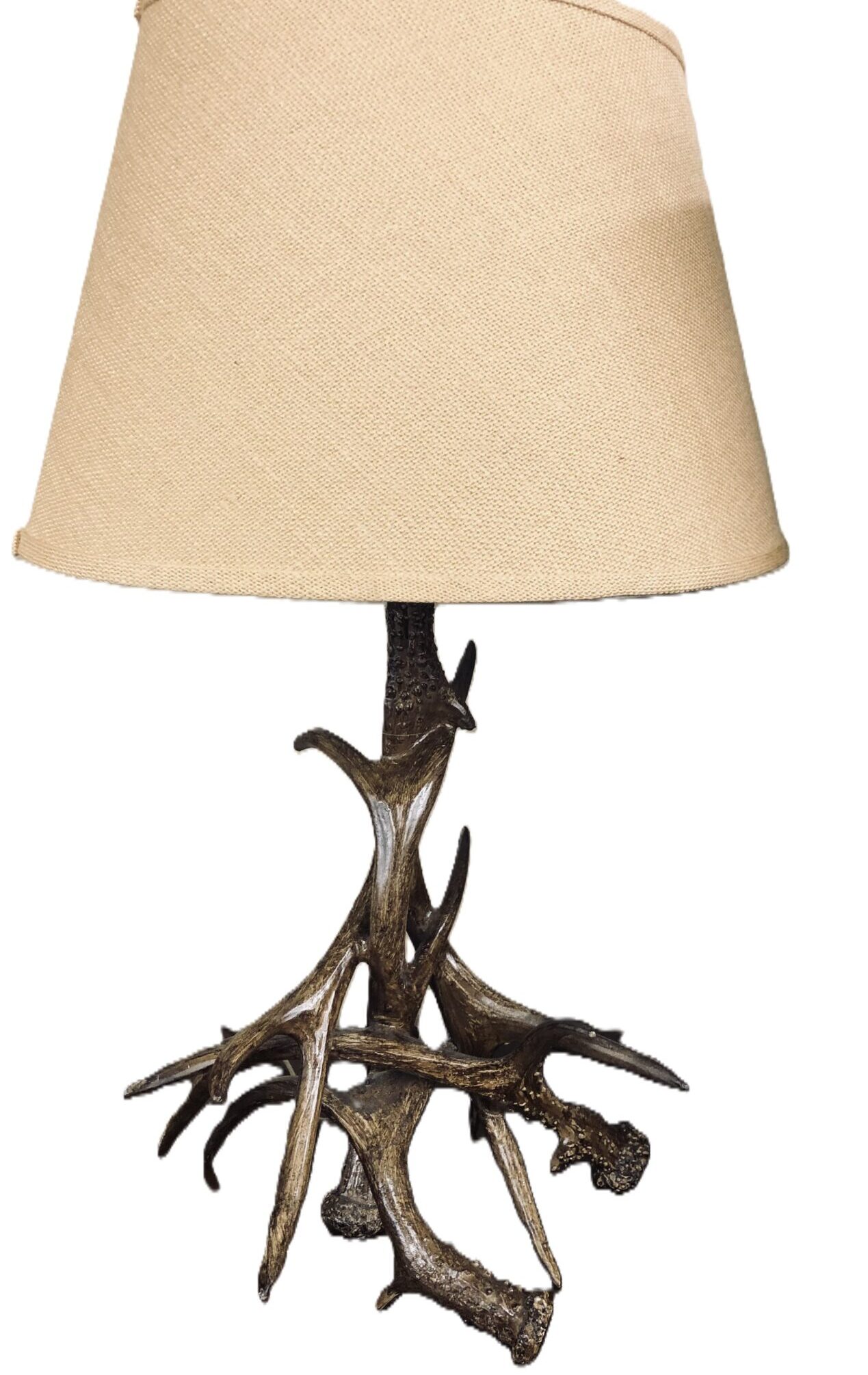 Poly Antlers Table Lamp