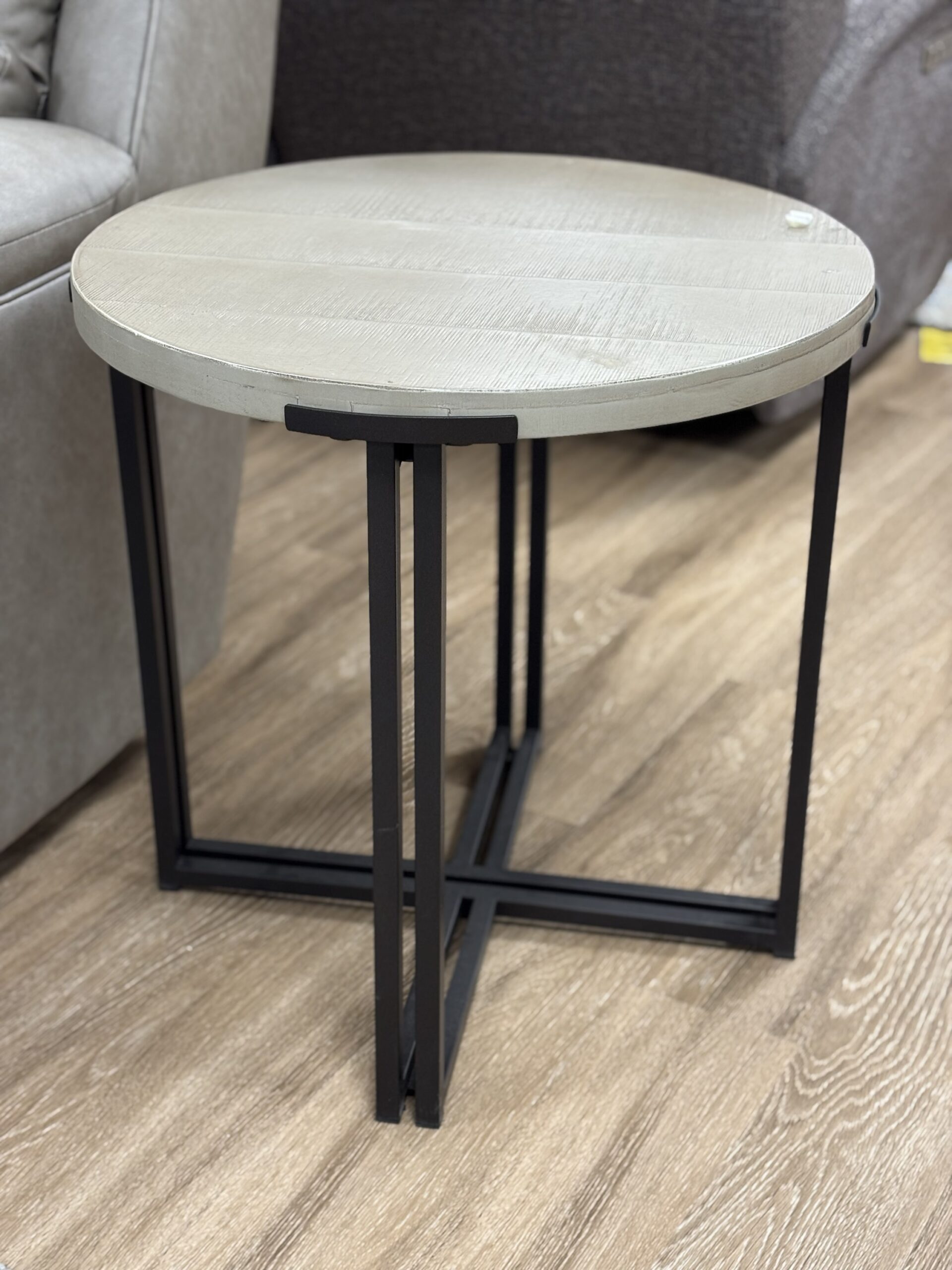 Zander End Table